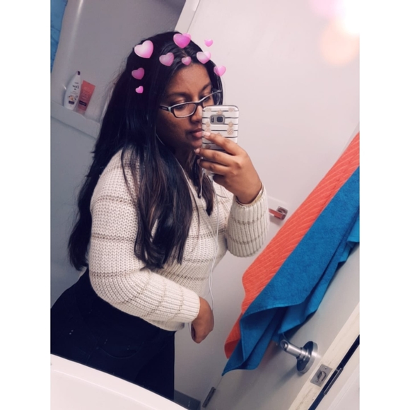 Meet your Posher, Moona - Picture 1 of 1